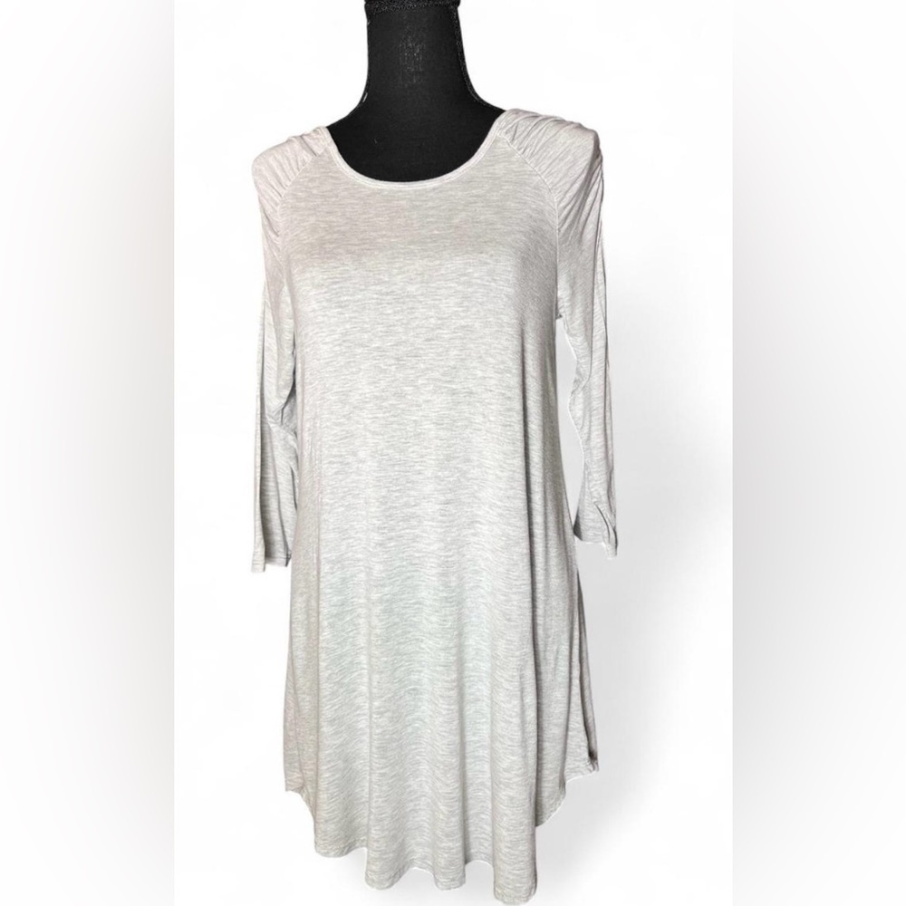 Bombom Made in USA Light Gray Long Top | 3/4 Sleeve | Size M | Street Minimalist